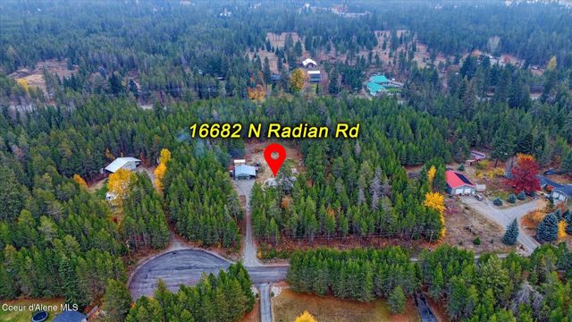 16682 N Radian Rd, Rathdrum, ID 83858