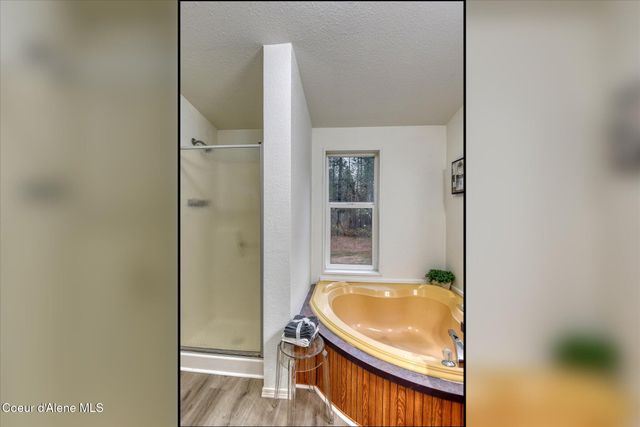 16682 N Radian Rd, Rathdrum, ID 83858