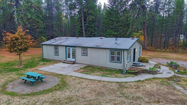 16682 N Radian Rd, Rathdrum, ID 83858