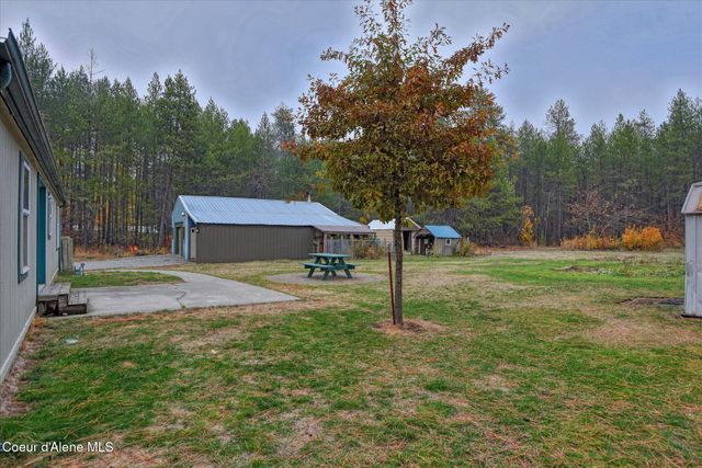 16682 N Radian Rd, Rathdrum, ID 83858