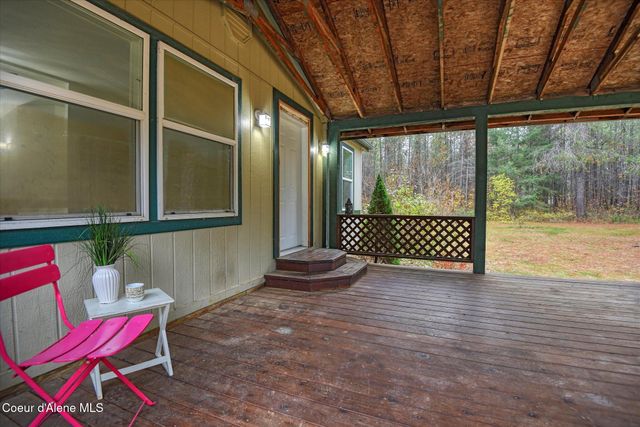 16682 N Radian Rd, Rathdrum, ID 83858