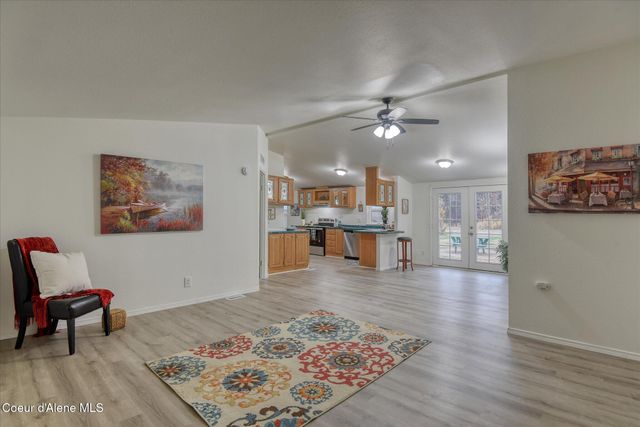 16682 N Radian Rd, Rathdrum, ID 83858