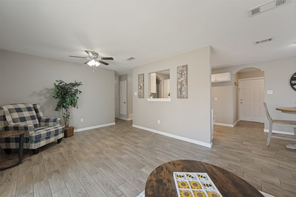 5909 Kary Lynn Drive S, Watauga, TX 76148 — photo 4