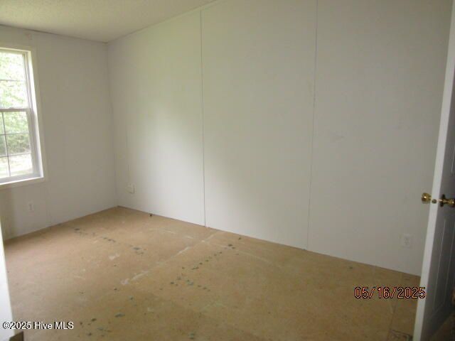 371 Eneas Lanier Road, Chinquapin, NC 28521