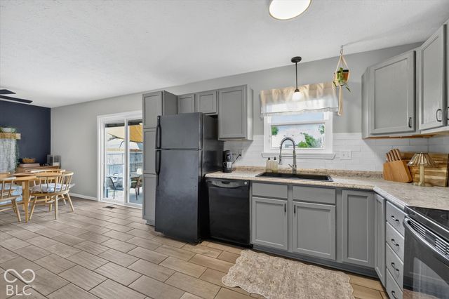 5754 Pemberly Drive, Indianapolis, IN 46221