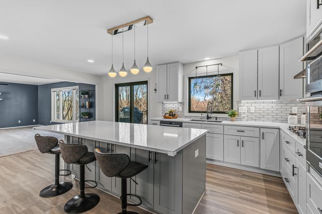 4180 Columbine Court, Vadnais Heights, MN 55127