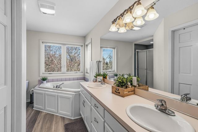 4180 Columbine Court, Vadnais Heights, MN 55127