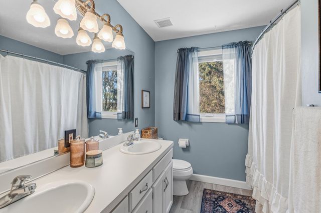 4180 Columbine Court, Vadnais Heights, MN 55127