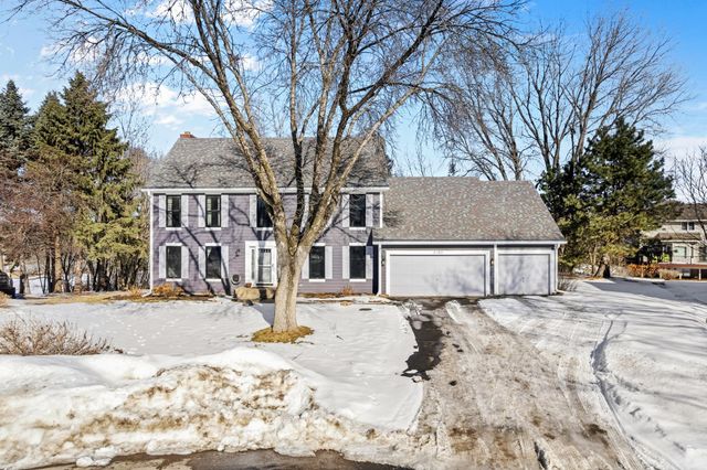 4180 Columbine Court, Vadnais Heights, MN 55127