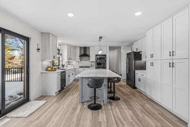 4180 Columbine Court, Vadnais Heights, MN 55127