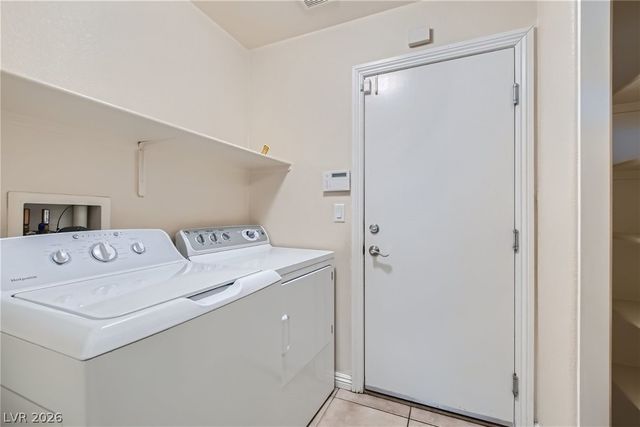 7141 Longhorn Cattle Street, North Las Vegas, NV 89084