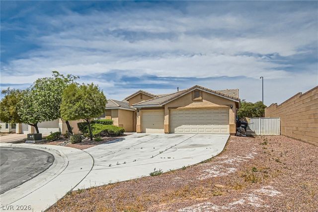 7141 Longhorn Cattle Street, North Las Vegas, NV 89084