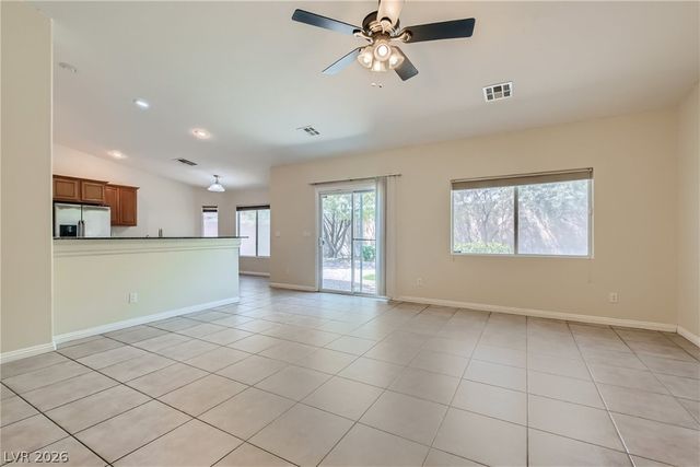 7141 Longhorn Cattle Street, North Las Vegas, NV 89084