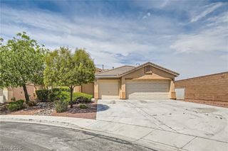 7141 Longhorn Cattle Street, North Las Vegas, NV 89084