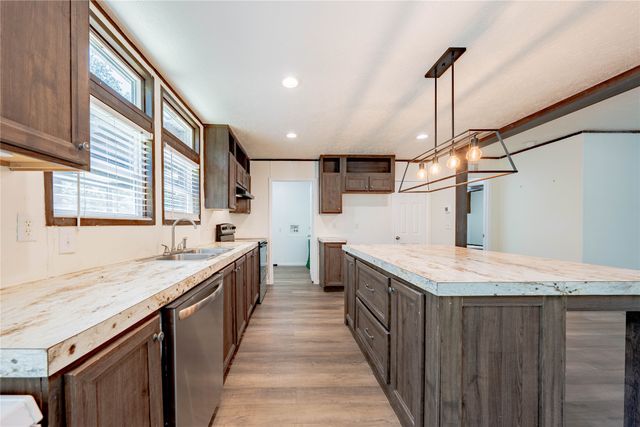 153 Tres Lagos Boulevard, Gun Barrel City, TX 75156