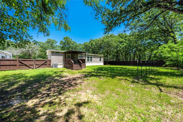 153 Tres Lagos Boulevard, Gun Barrel City, TX 75156
