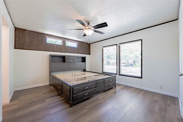 153 Tres Lagos Boulevard, Gun Barrel City, TX 75156