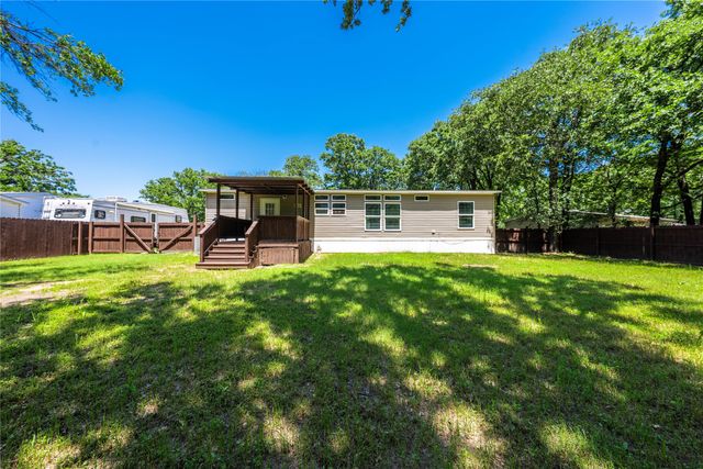 153 Tres Lagos Boulevard, Gun Barrel City, TX 75156