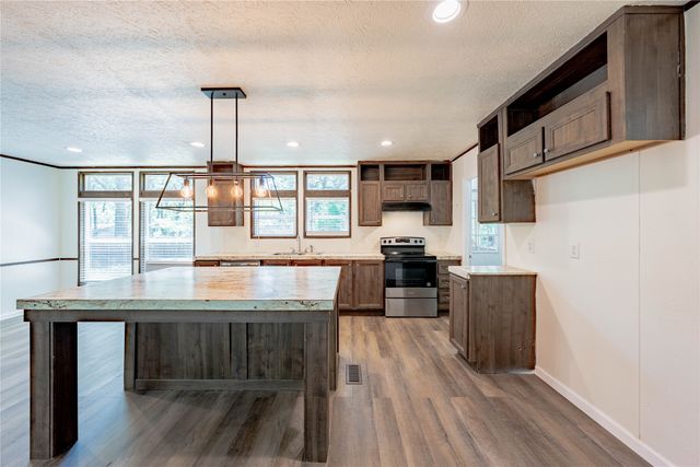153 Tres Lagos Boulevard, Gun Barrel City, TX 75156