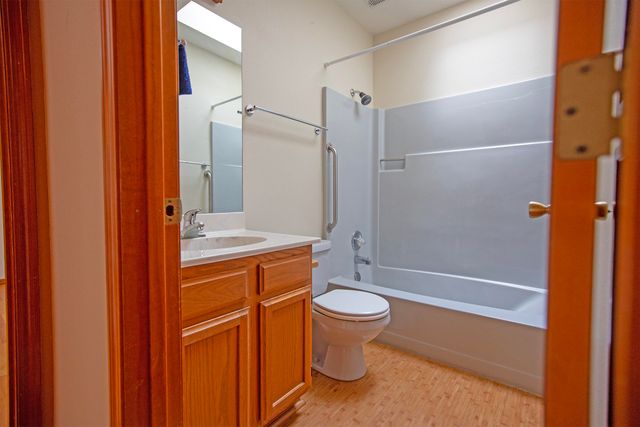 159 N Wightman Street, Ashland, OR 97520