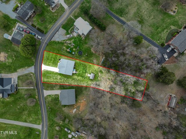 1735 Southside Road, Elizabethton, TN 37643