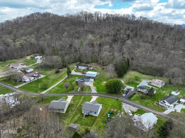 1735 Southside Road, Elizabethton, TN 37643