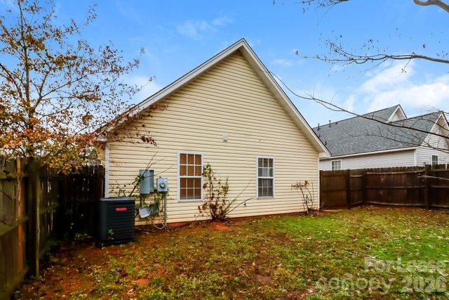 3632 Maggie Laney Drive, Charlotte, NC 28216