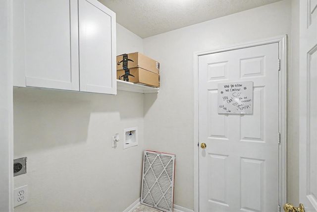 10943 Spruce Drive N, La Porte, TX 77571