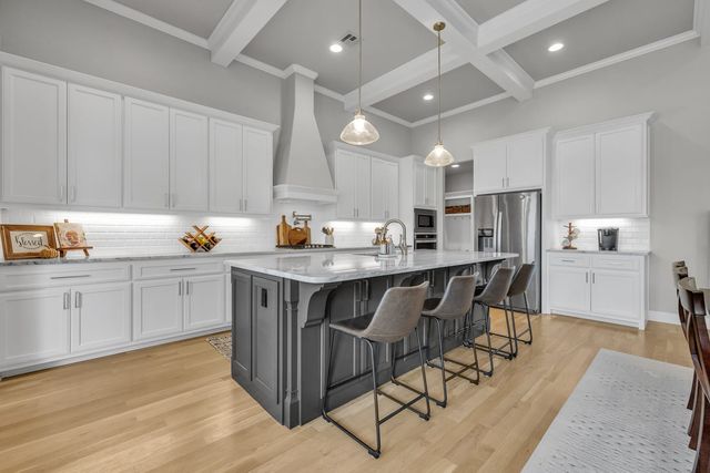 12202 S Granite Avenue E, Bixby, OK 74008