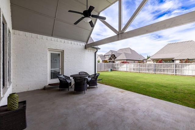 12202 S Granite Avenue E, Bixby, OK 74008