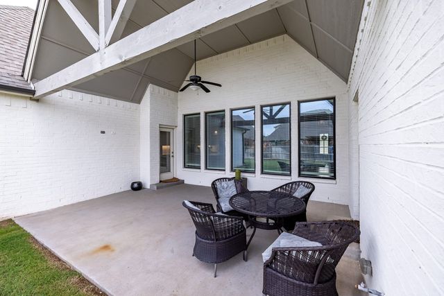 12202 S Granite Avenue E, Bixby, OK 74008