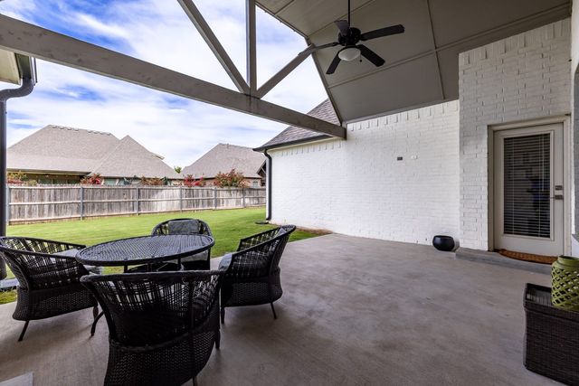 12202 S Granite Avenue E, Bixby, OK 74008