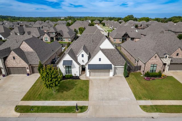 12202 S Granite Avenue E, Bixby, OK 74008