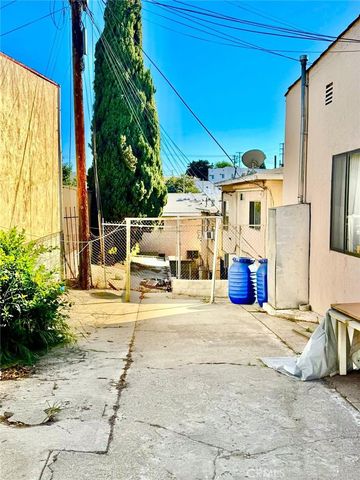 3127 Wabash Avenue, Los Angeles, CA 90063