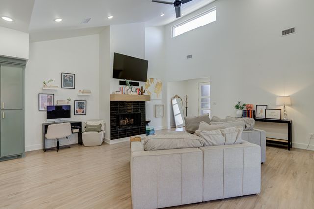 13804 Raleigh Avenue, Lubbock, TX 79424