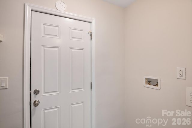 6414 Elmwood Circle, Charlotte, NC 28214