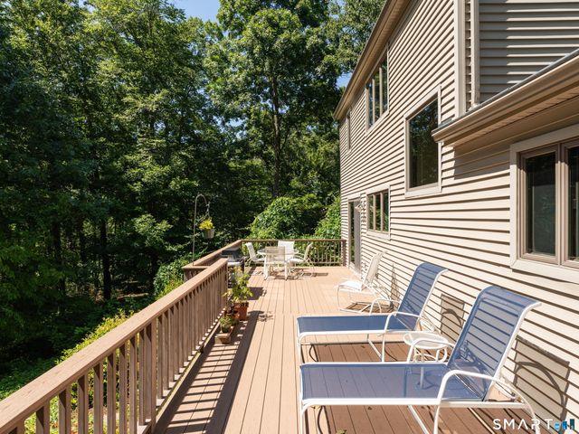 70 Hoadley Creek Circle, Guilford, CT 06437