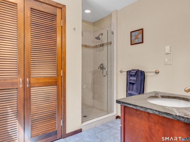 70 Hoadley Creek Circle, Guilford, CT 06437