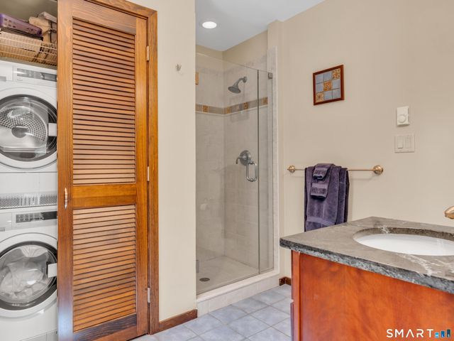 70 Hoadley Creek Circle, Guilford, CT 06437