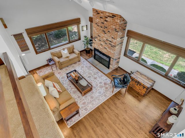 70 Hoadley Creek Circle, Guilford, CT 06437