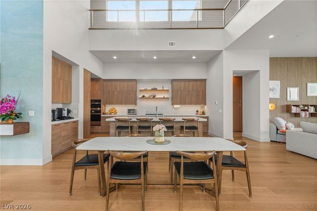 571 Overlook Rim Drive, Henderson, NV 89012