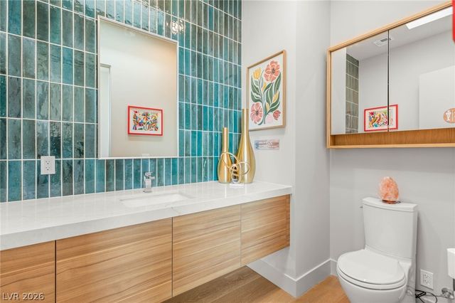 571 Overlook Rim Drive, Henderson, NV 89012