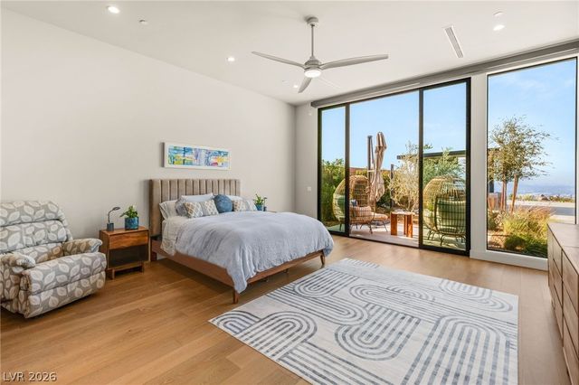 571 Overlook Rim Drive, Henderson, NV 89012