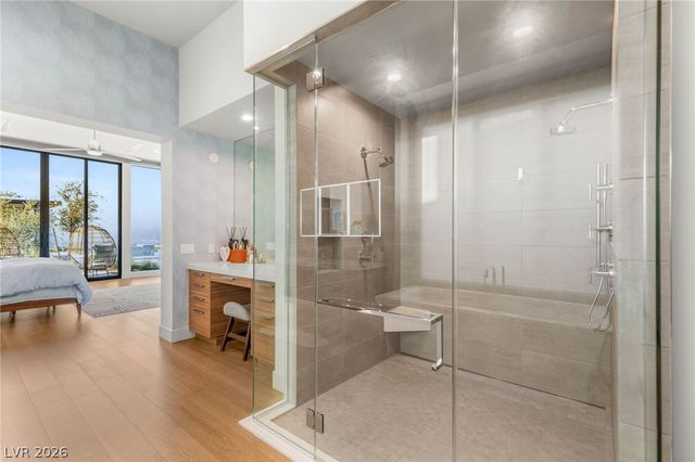 571 Overlook Rim Drive, Henderson, NV 89012