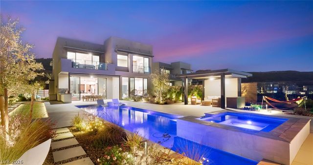 571 Overlook Rim Drive, Henderson, NV 89012