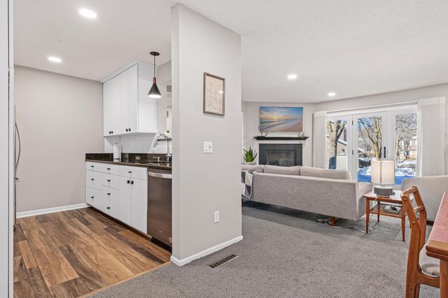 12645 Sherwood Place, Minnetonka, MN 55305