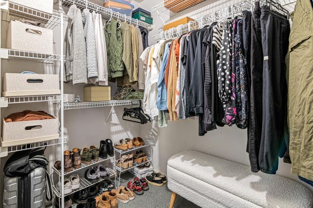 12645 Sherwood Place, Minnetonka, MN 55305