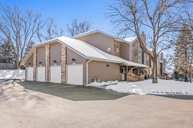 12645 Sherwood Place, Minnetonka, MN 55305