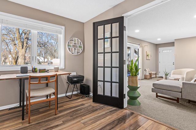 12645 Sherwood Place, Minnetonka, MN 55305