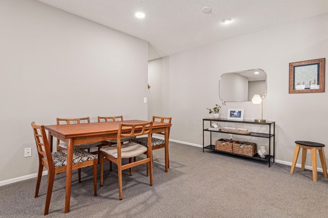 12645 Sherwood Place, Minnetonka, MN 55305